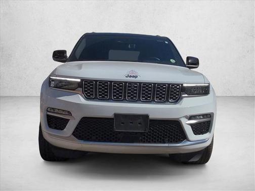 2023 Jeep Grand Cherokee Summit