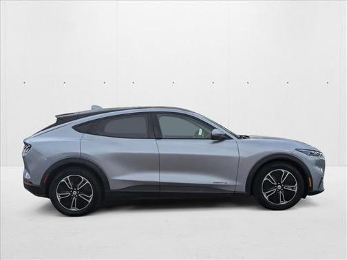 2022 Ford Mustang Mach-E Select