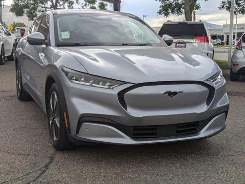 2022 Ford Mustang Mach-E Select