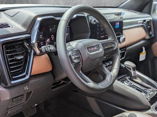 2025 GMC Canyon Base