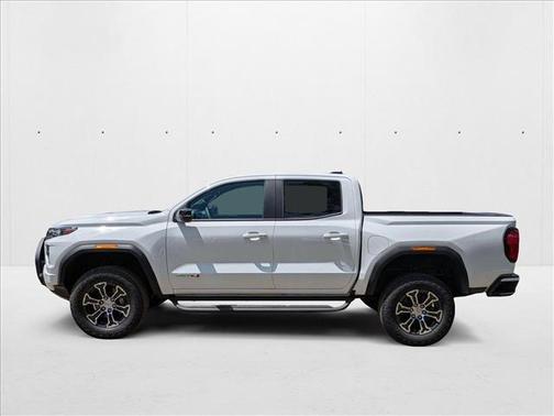 2025 GMC Canyon Base