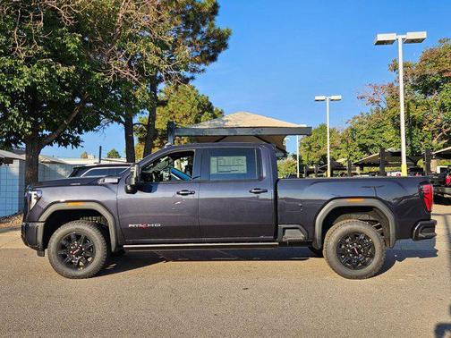 2025 GMC Sierra 2500 AT4