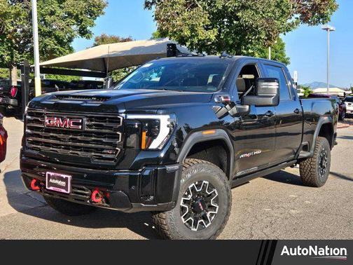 2025 GMC Sierra 2500 AT4