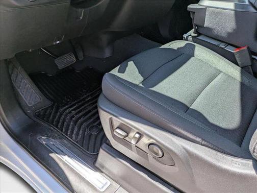 2025 GMC Sierra 2500 SLE
