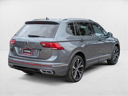 2022 Volkswagen Tiguan 2.0T SEL R-Line 4MOTION