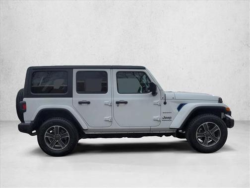 2023 Jeep Wrangler 4-Door Sahara 4x4