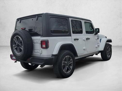 2023 Jeep Wrangler 4-Door Sahara 4x4