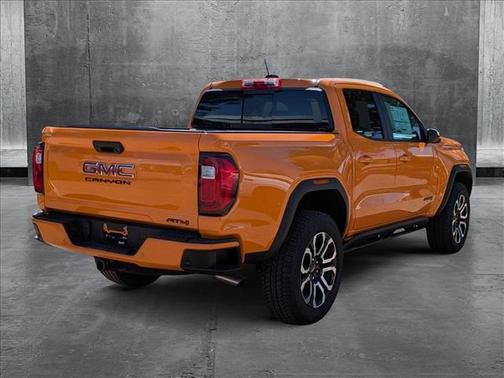 2025 GMC Canyon Base