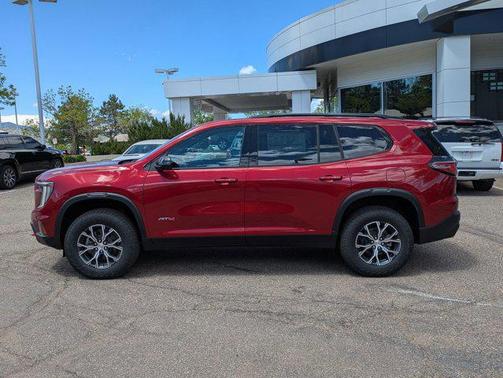 2025 GMC Acadia AWD AT4