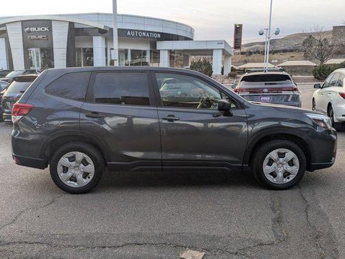 2019 Subaru Forester Base
