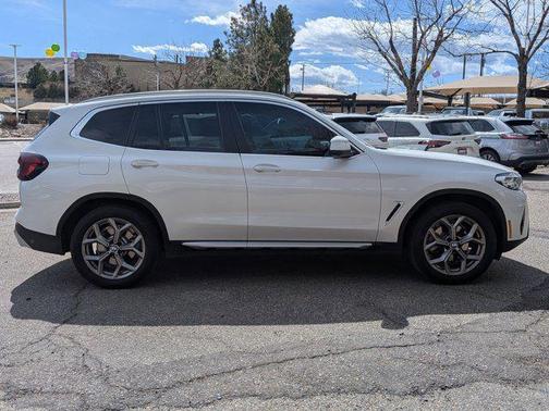 Mineral White Metallic 2022 BMW X3 xDrive30i