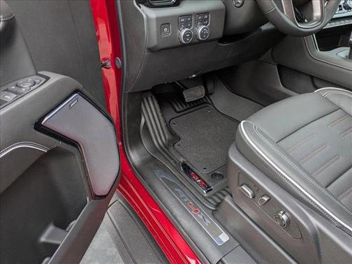 2025 GMC Sierra 1500 AT4X