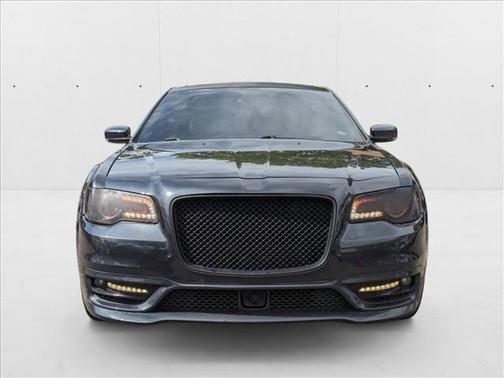 2018 Chrysler 300 S