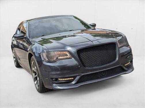 2018 Chrysler 300 S