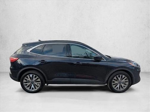 2021 Ford Escape Titanium