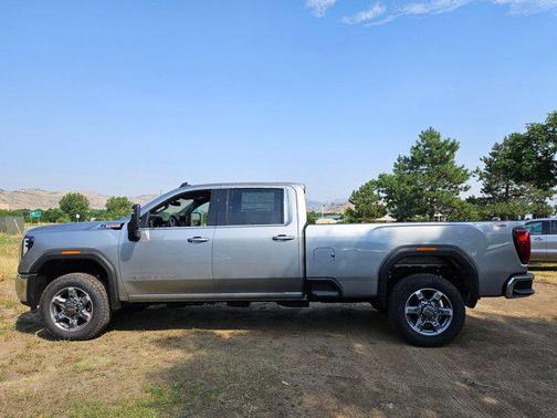 2025 GMC Sierra 2500 SLE