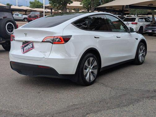 2021 Tesla Model Y Long Range Dual Motor All-Wheel Drive