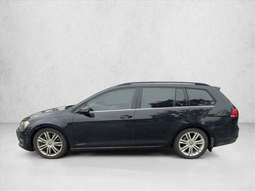 2015 Volkswagen Golf SportWagen TDI SE 4-Door