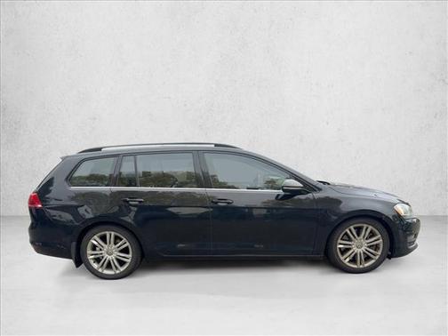 2015 Volkswagen Golf SportWagen TDI SE 4-Door
