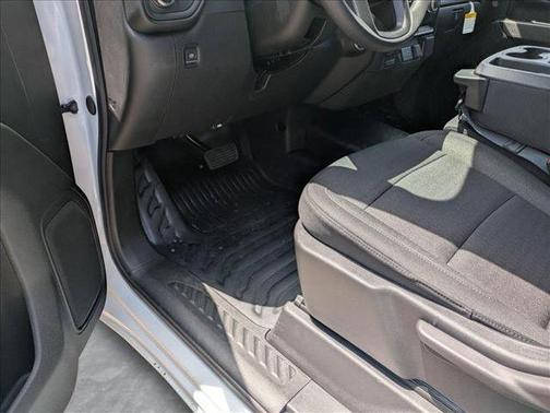 2025 GMC Sierra 2500 Base