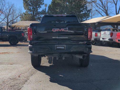 2023 GMC Sierra 2500 AT4