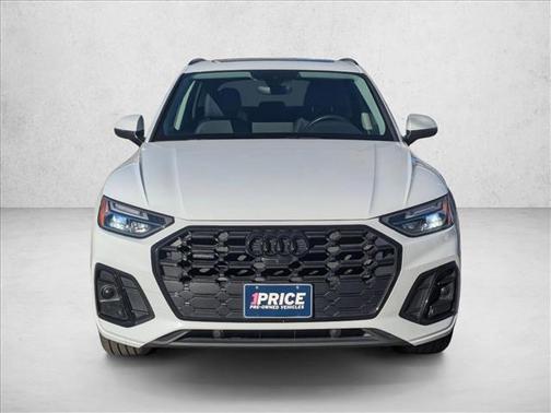 2022 Audi Q5 45 S line Premium Plus