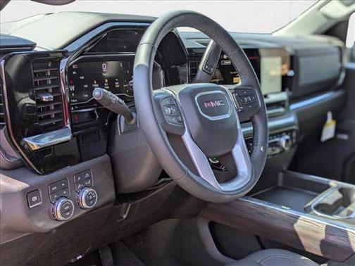 2024 GMC Sierra 2500 SLT