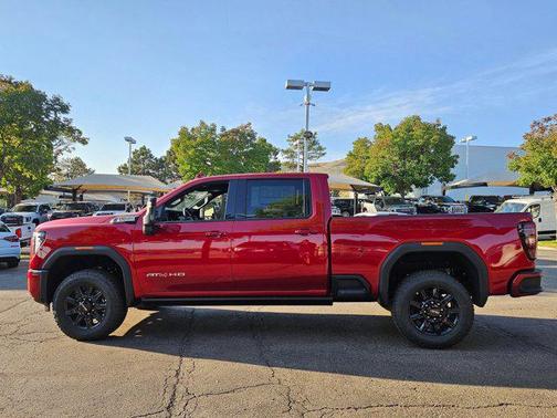 2025 GMC Sierra 2500 AT4