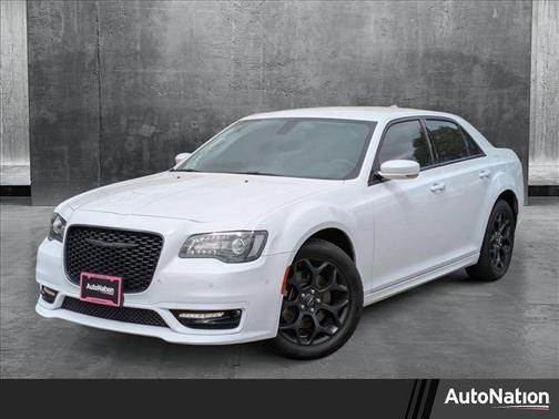 2023 Chrysler 300 Touring