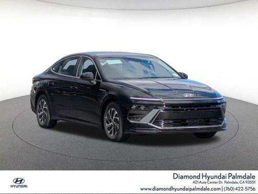 2026 Hyundai SONATA Hybrid Base