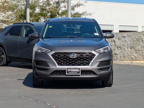 2021 Hyundai TUCSON SE
