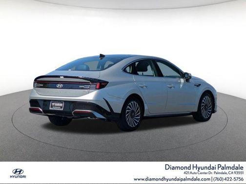 2025 Hyundai SONATA Hybrid Limited