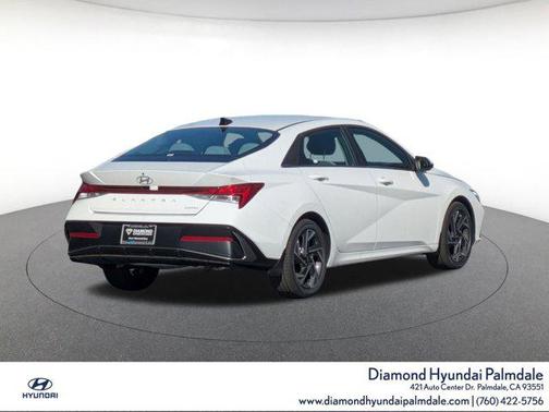 2025 Hyundai ELANTRA Limited