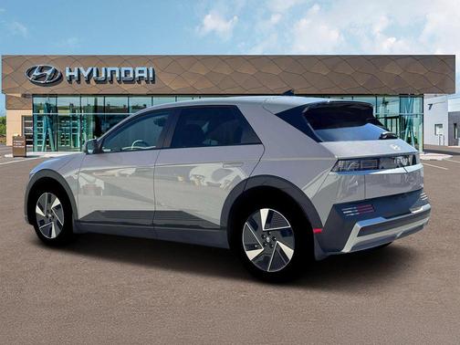 Cyber Gray 2026 Hyundai IONIQ 5 SEL