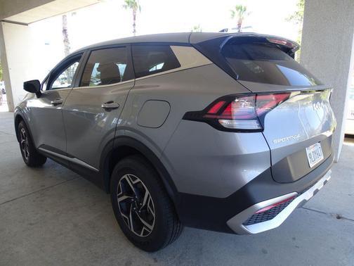 Steel Gray 2024 Kia Sportage LX