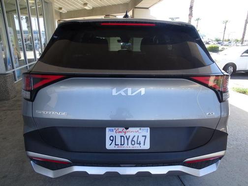 Steel Gray 2024 Kia Sportage LX