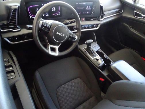 Steel Gray 2024 Kia Sportage LX