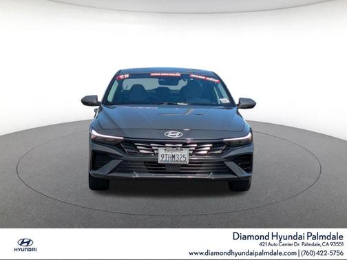 Ecotronic Gray 2025 Hyundai ELANTRA Limited