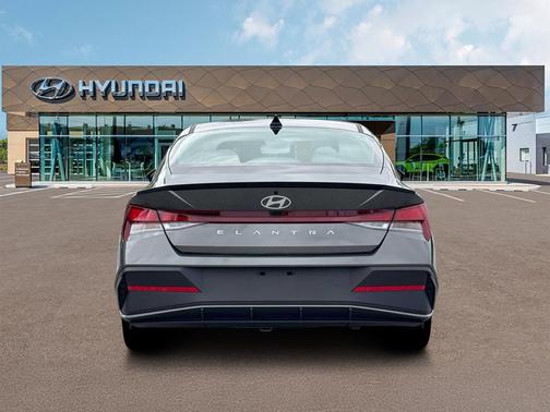 2026 Hyundai ELANTRA Sport