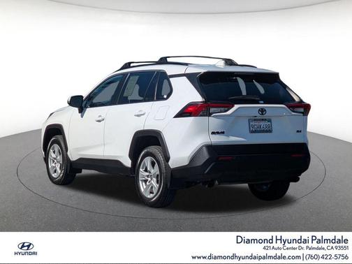 Ice Cap 2023 Toyota RAV4 XLE
