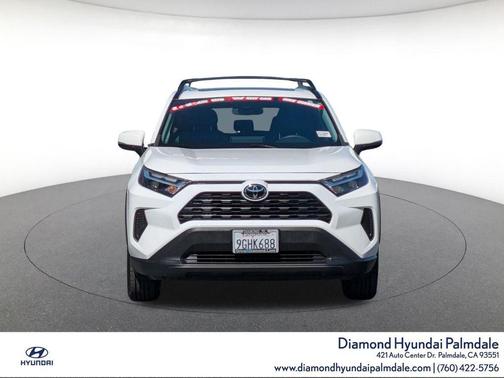 Ice Cap 2023 Toyota RAV4 XLE