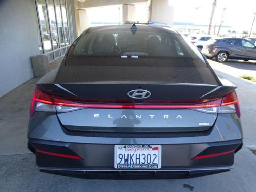 Amazon Gray 2025 Hyundai ELANTRA HEV Limited