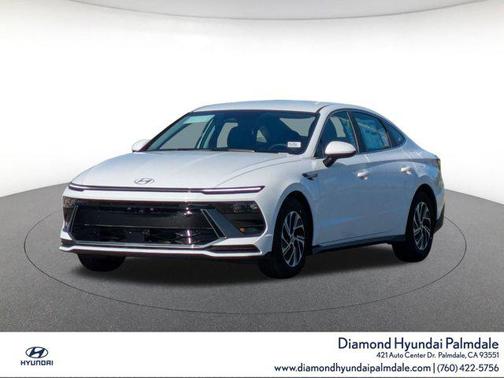 2026 Hyundai SONATA Hybrid Base