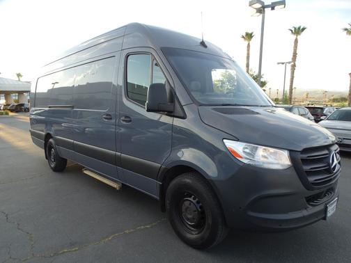 2022 Mercedes-Benz Sprinter 2500 High Roof