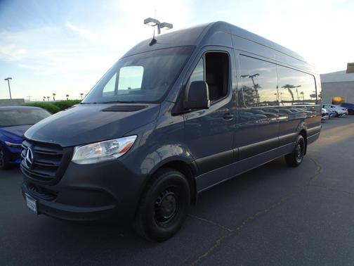 2022 Mercedes-Benz Sprinter 2500 High Roof