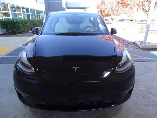 2022 Tesla Model Y Performance Dual Motor All-Wheel Drive