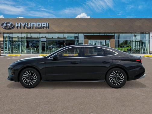 Abyss Black 2026 Hyundai SONATA Hybrid SE