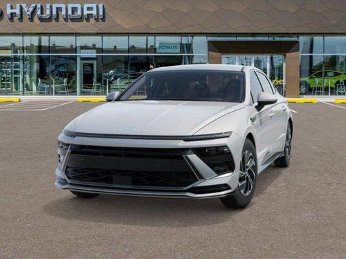 2026 Hyundai SONATA Hybrid Base