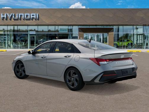 Fluid Metal 2026 Hyundai ELANTRA Sport