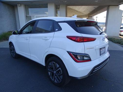 2023 Hyundai KONA EV SE